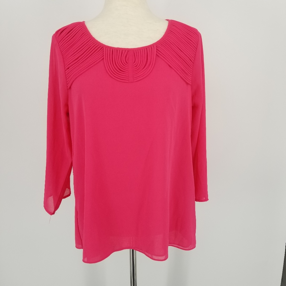 Red by BKE Azalea Hot Pink Red 3/4 Sleeve Chiffon Top Size Medium